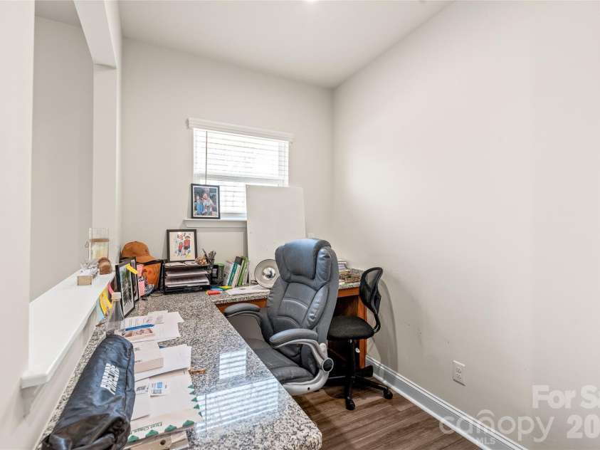 1043 Kalli Drive, Matthews, NC 28104.  MLS# CAR4356231, YatesRealty ID 41684. 