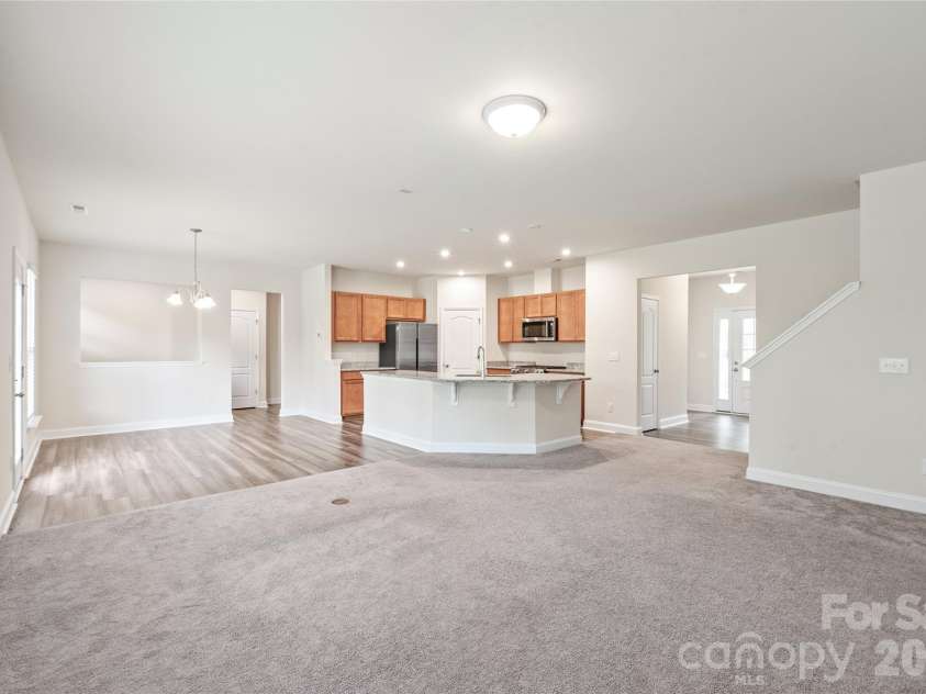 1043 Kalli Drive, Matthews, NC 28104.  MLS# CAR4427491, YatesRealty ID 41684. 