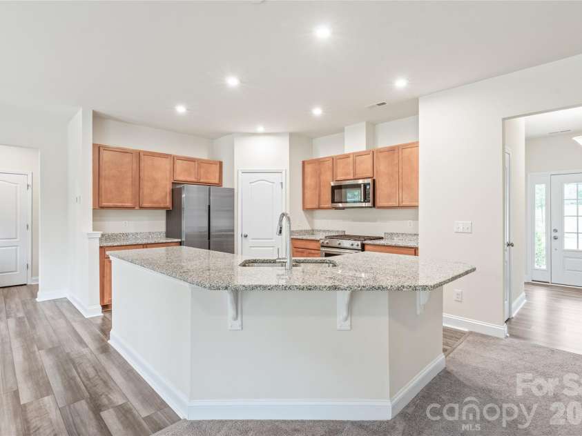 1043 Kalli Drive, Matthews, NC 28104.  MLS# CAR4427491, YatesRealty ID 41684. 
