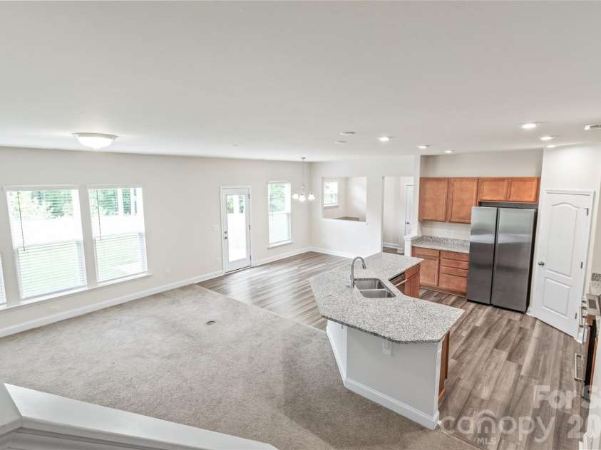 1043 Kalli Drive, Matthews, NC 28104.  MLS# CAR4427491, YatesRealty ID 41684. 
