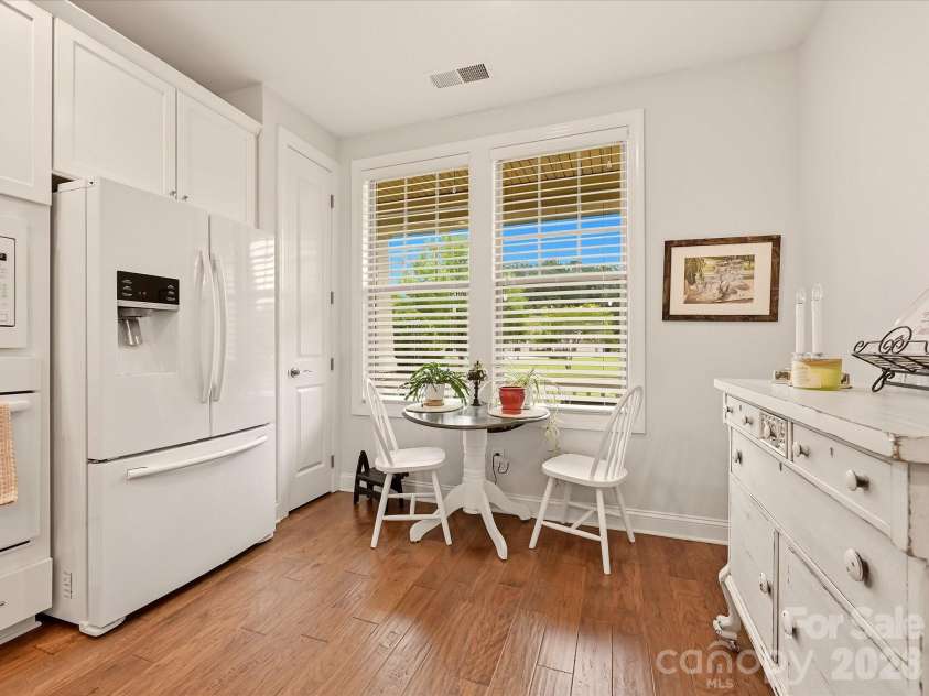 7569 Short Putt Court, Charlotte, NC 28215.  MLS# CAR4411779, YatesRealty ID 41685. 