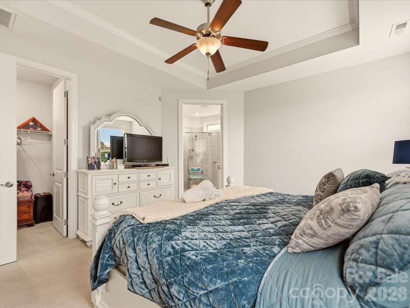 7569 Short Putt Court, Charlotte, NC 28215.  MLS# CAR4411779, YatesRealty ID 41685. 