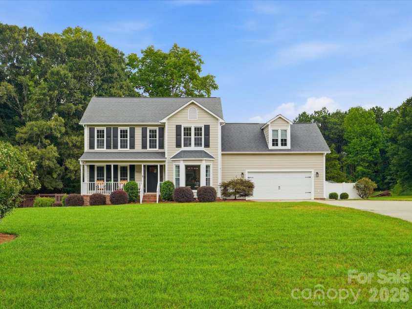 1932 Williford Woods Lane, Rock Hill, SC 29730.  MLS# CAR4402475, YatesRealty ID 41686. 