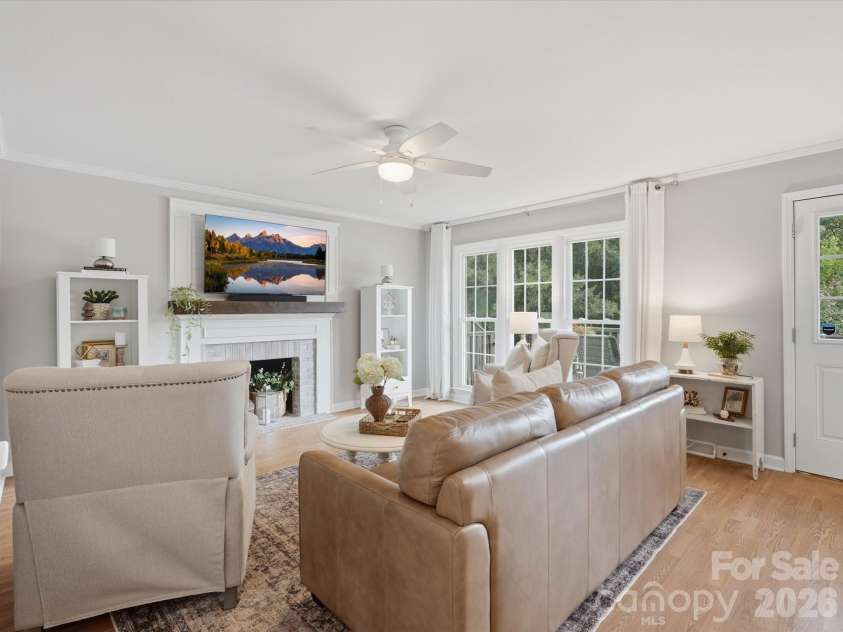 1932 Williford Woods Lane, Rock Hill, SC 29730.  MLS# CAR4402475, YatesRealty ID 41686. 