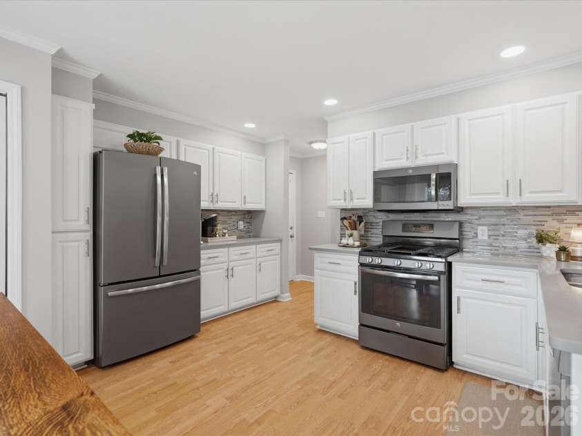 1932 Williford Woods Lane, Rock Hill, SC 29730.  MLS# CAR4402475, YatesRealty ID 41686. 