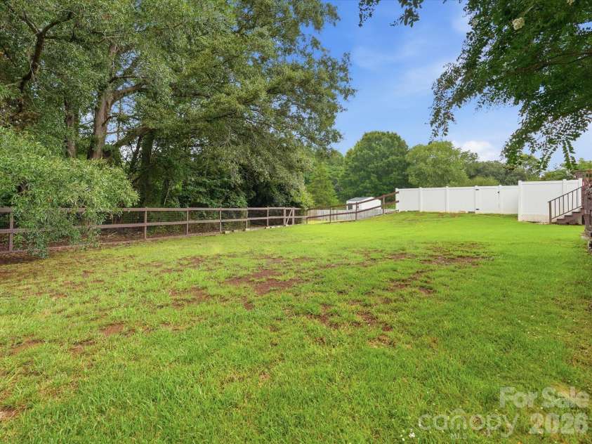 1932 Williford Woods Lane, Rock Hill, SC 29730.  MLS# CAR4402475, YatesRealty ID 41686. 