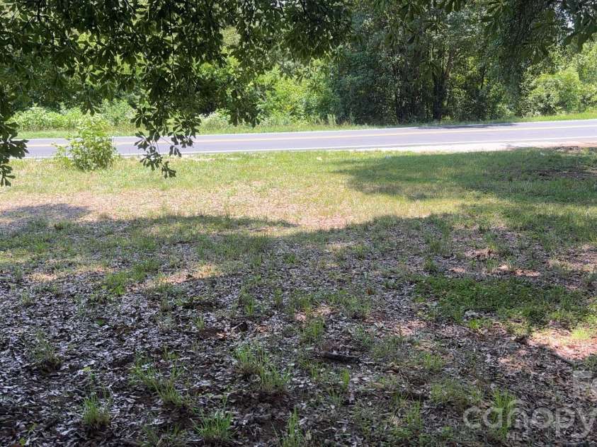 197 Main Street, Henrietta, NC 28076.  MLS# CAR4404944, YatesRealty ID 41687. 
