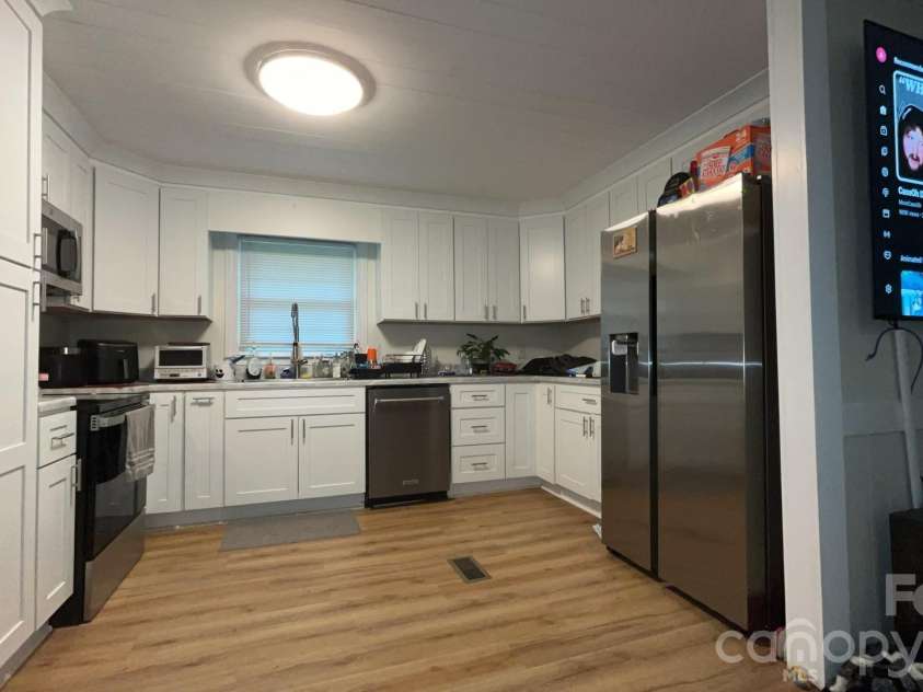 1429 Edgewood Road, Bessemer City, NC 28016.  MLS# CAR4410188, YatesRealty ID 41688. 