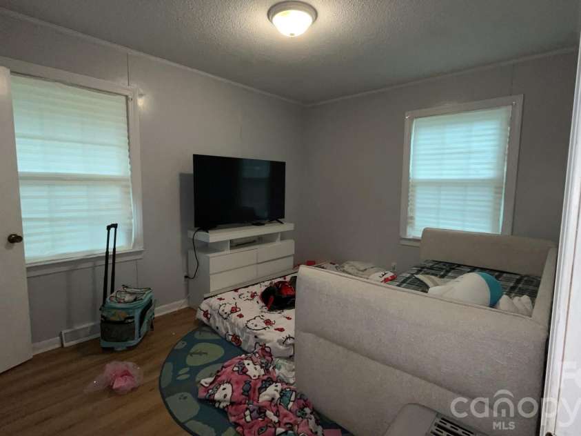 1429 Edgewood Road, Bessemer City, NC 28016.  MLS# CAR4410188, YatesRealty ID 41688. 