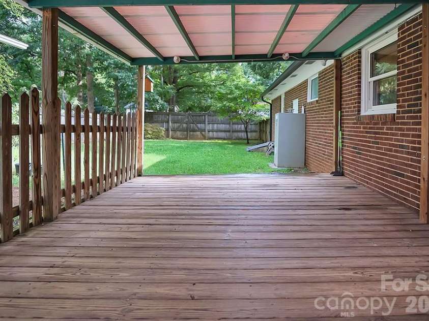 602 Holly Circle, Mount Holly, NC 28120.  MLS# CAR4411386, YatesRealty ID 41689. 