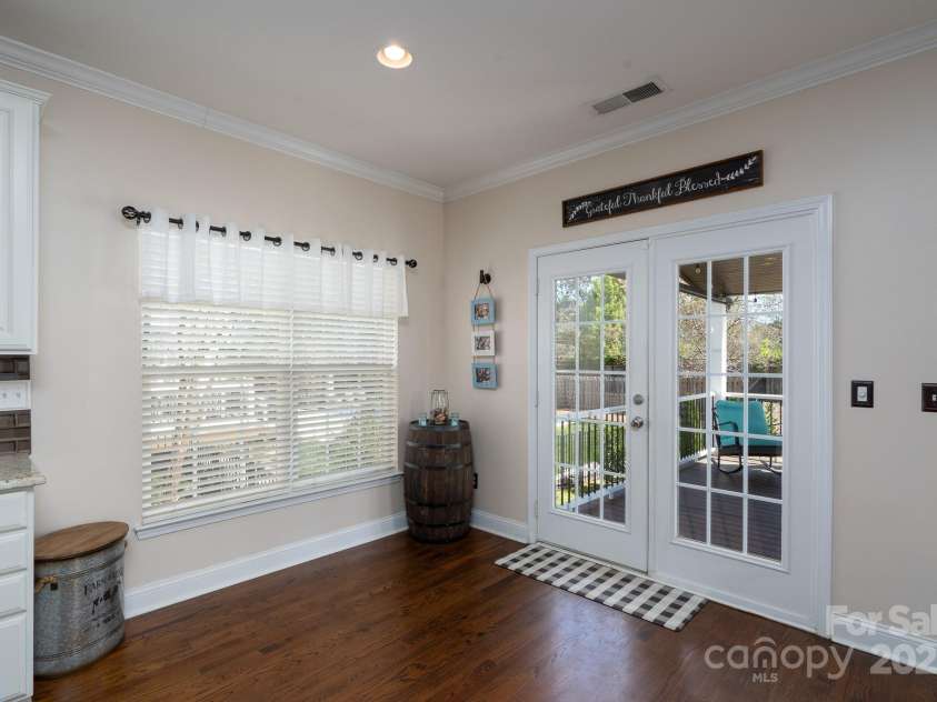 14117 Hiawatha Court, Huntersville, NC 28078.  MLS# CAR4235904, YatesRealty ID 4169. Breakfast nook with french doors to patio