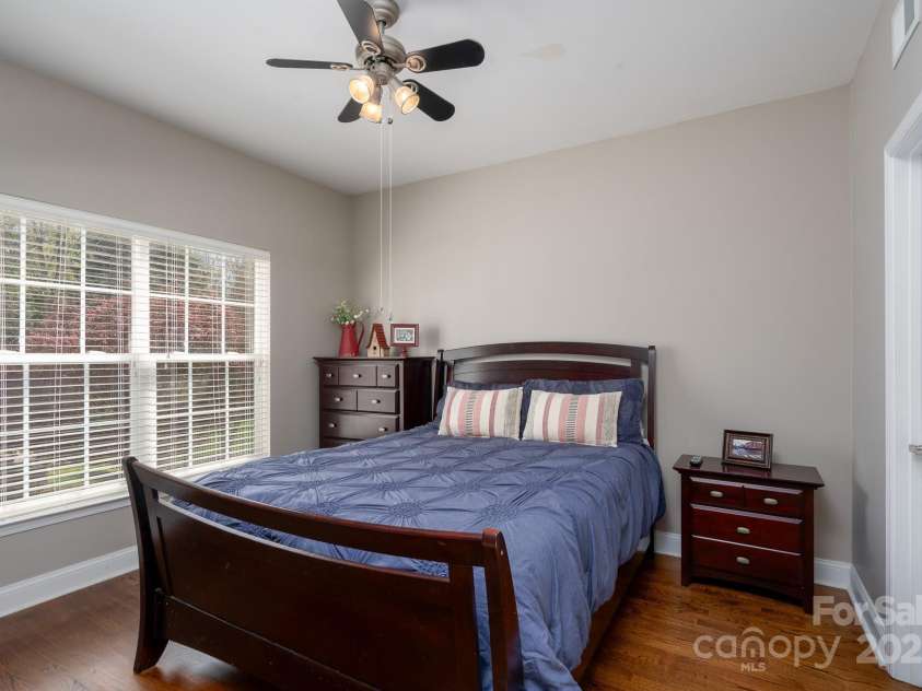 14117 Hiawatha Court, Huntersville, NC 28078.  MLS# CAR4235904, YatesRealty ID 4169. Main floor bedroom