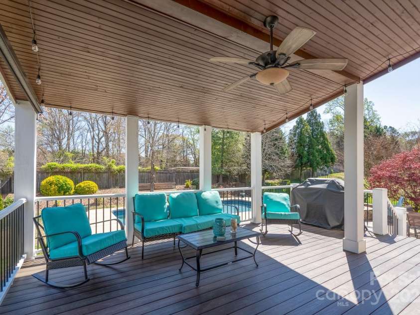 14117 Hiawatha Court, Huntersville, NC 28078.  MLS# CAR4235904, YatesRealty ID 4169. Your completely remodeled private rear patio has Trex and sunshades