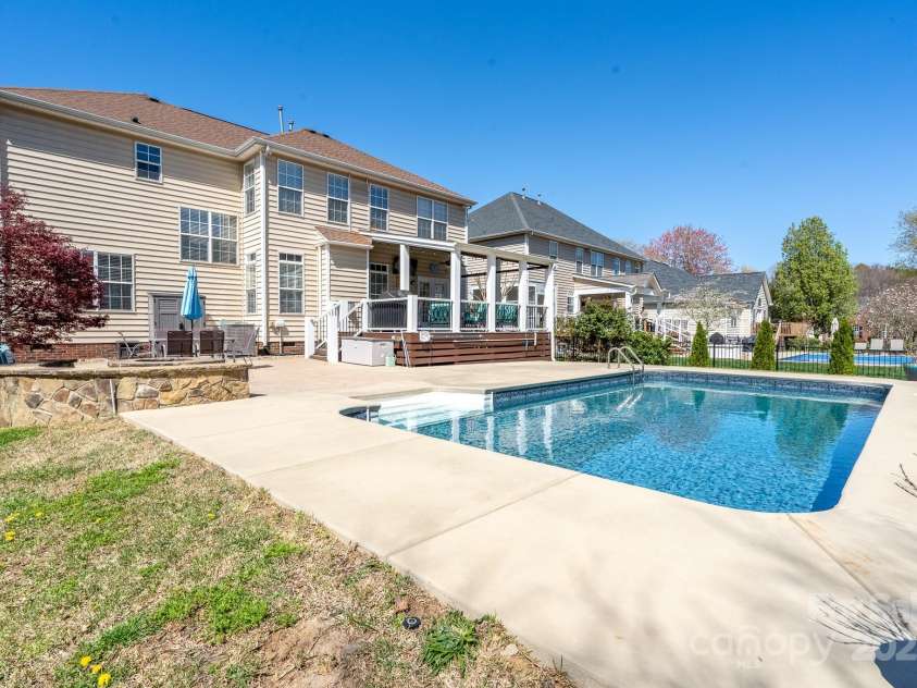 14117 Hiawatha Court, Huntersville, NC 28078.  MLS# CAR4235904, YatesRealty ID 4169. Your own saltwater pool paradise