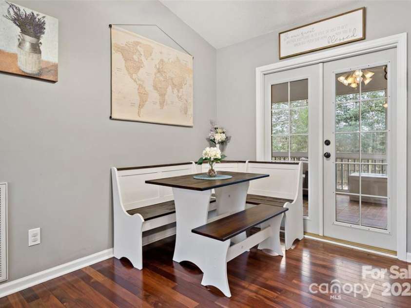 2691 Laurel Pointe Drive, Nebo, NC 28761.  MLS# CAR4314404, YatesRealty ID 4169. 