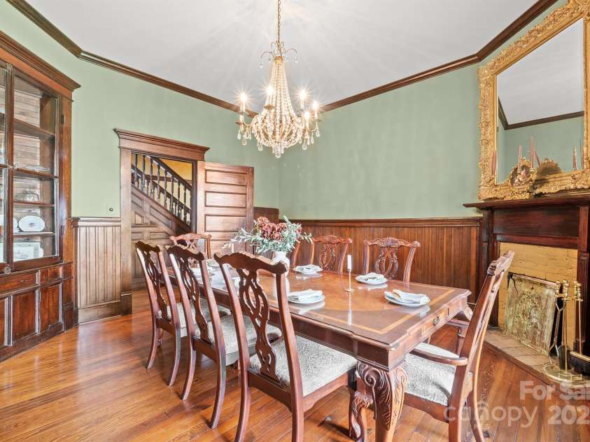 506 MAIN Street, Lenoir, NC 28645.  MLS# CAR4293002, YatesRealty ID 4169. 