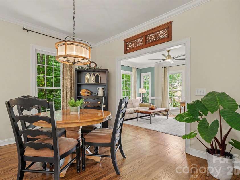 7814 Hollow Oaks Lane, Waxhaw, NC 28173.  MLS# CAR4406553, YatesRealty ID 41693. 