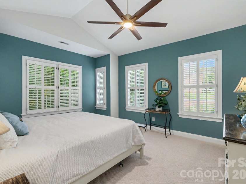 7814 Hollow Oaks Lane, Waxhaw, NC 28173.  MLS# CAR4406553, YatesRealty ID 41693. 