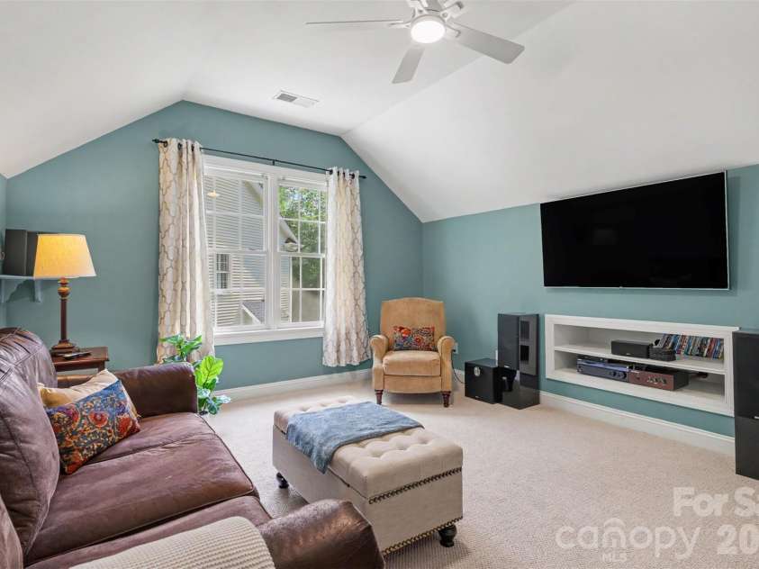 7814 Hollow Oaks Lane, Waxhaw, NC 28173.  MLS# CAR4406553, YatesRealty ID 41693. 