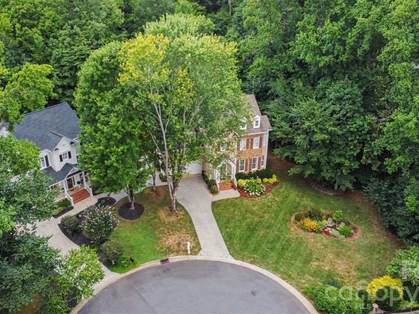 7814 Hollow Oaks Lane, Waxhaw, NC 28173.  MLS# CAR4406553, YatesRealty ID 41693. 