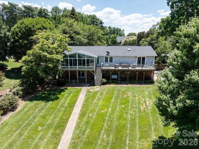 118 Teakwood Lane, Mooresville, NC 28117.  MLS# CAR4411407, YatesRealty ID 41697. 
