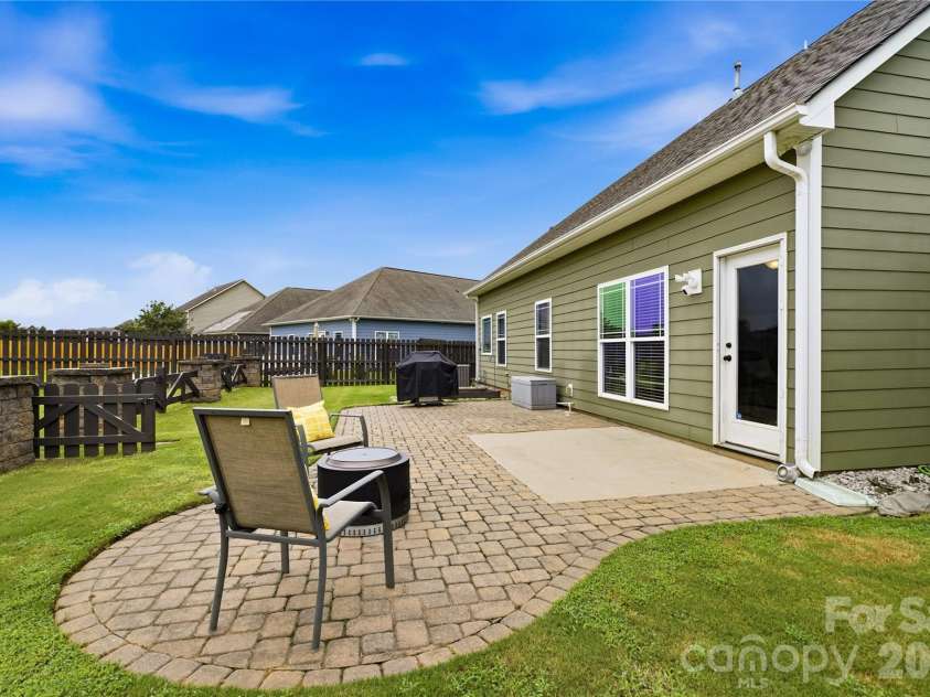 3151 Delaware Drive, Denver, NC 28037.  MLS# CAR4411818, YatesRealty ID 41698. 