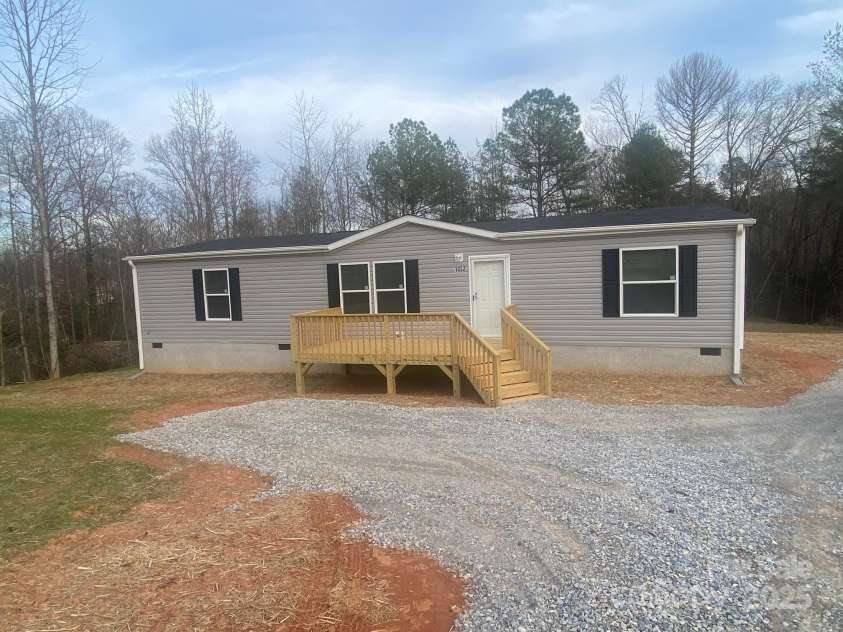 1052 Benfield Woods, Morganton, NC 28655.  MLS# CAR4325596, YatesRealty ID 4170. 