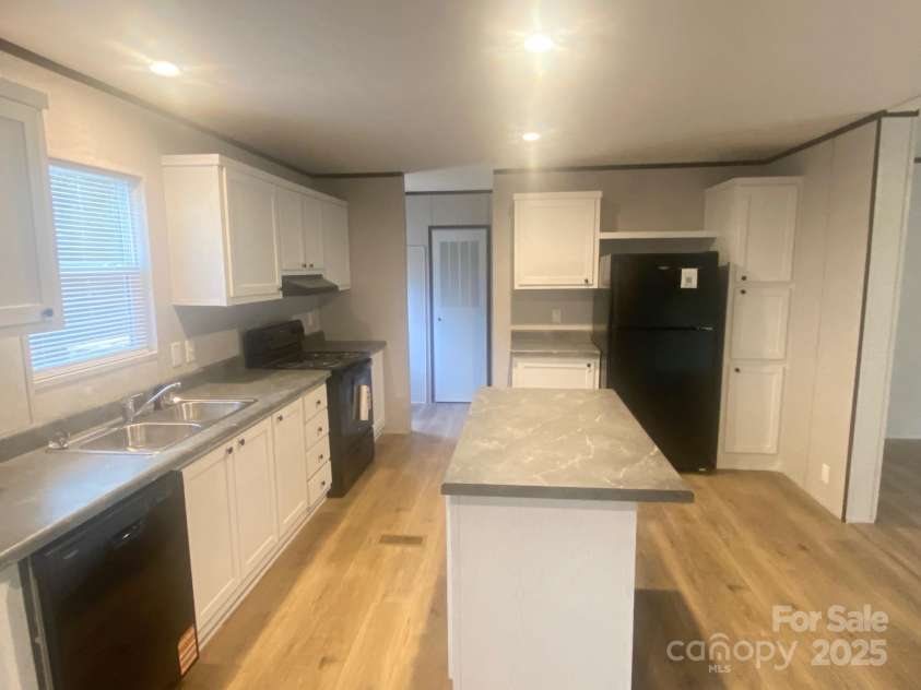 1052 Benfield Woods, Morganton, NC 28655.  MLS# CAR4325596, YatesRealty ID 4170. 
