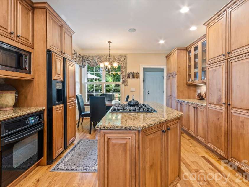 6 Jasmine Lane, Brevard, NC 28712.  MLS# CAR4410502, YatesRealty ID 41700. 