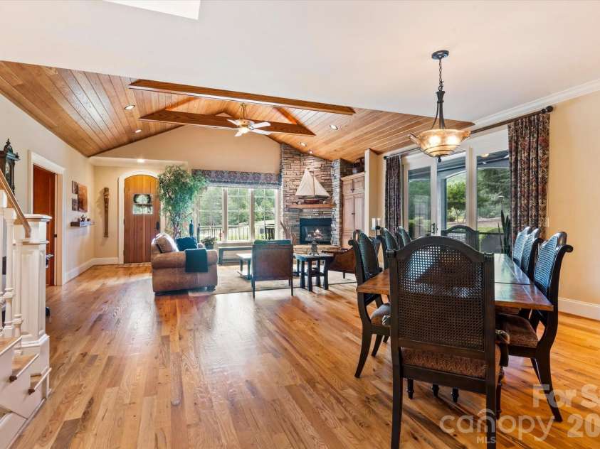 6 Jasmine Lane, Brevard, NC 28712.  MLS# CAR4410502, YatesRealty ID 41700. Expansive Open Floor Plan
