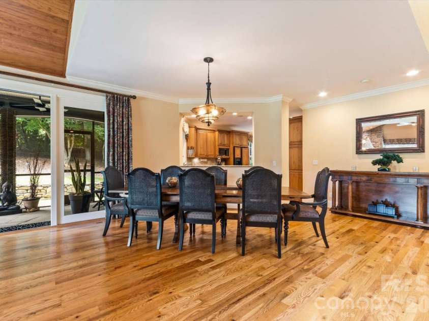 6 Jasmine Lane, Brevard, NC 28712.  MLS# CAR4410502, YatesRealty ID 41700. Lovely Dining Area