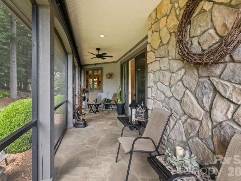 6 Jasmine Lane, Brevard, NC 28712.  MLS# CAR4410502, YatesRealty ID 41700. Screened Porch with Side Yard