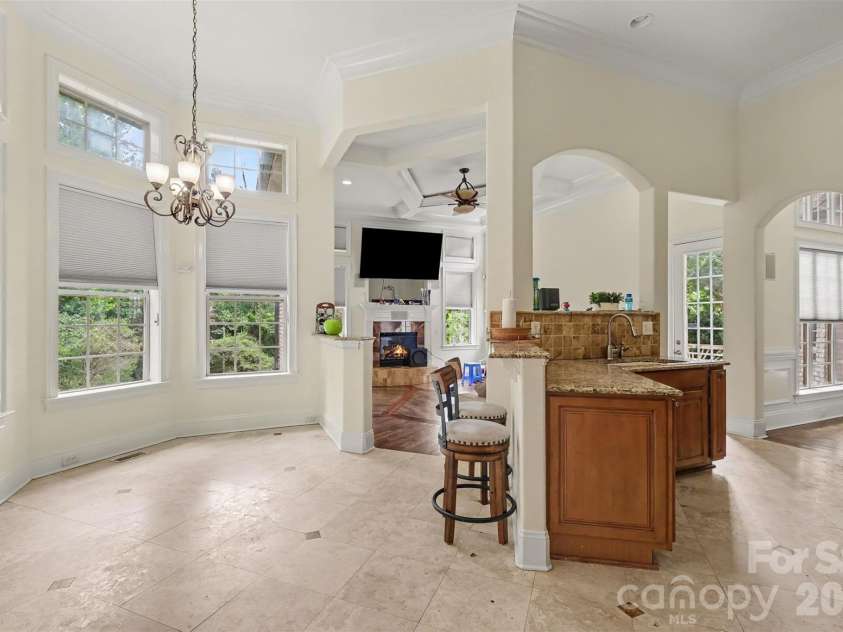 13631 William Stowe Drive, Charlotte, NC 28262.  MLS# CAR4411890, YatesRealty ID 41701. Kitchen