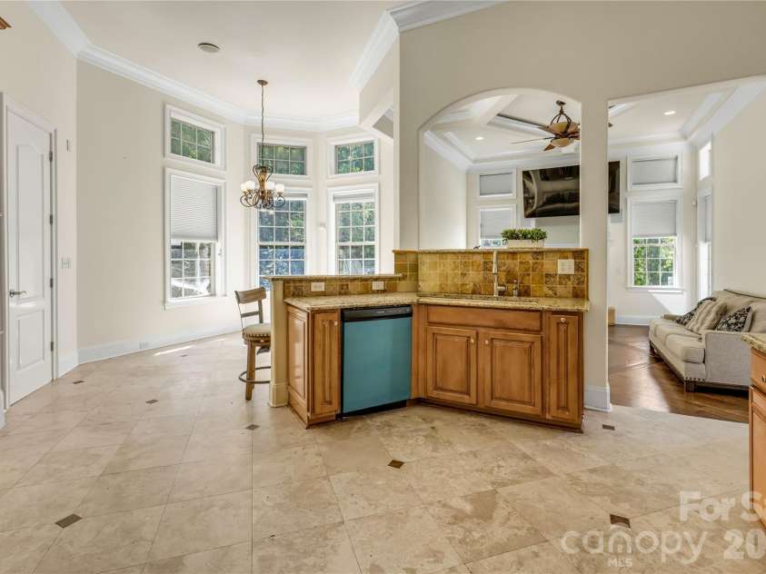 13631 William Stowe Drive, Charlotte, NC 28262.  MLS# CAR4411890, YatesRealty ID 41701. Kitchen