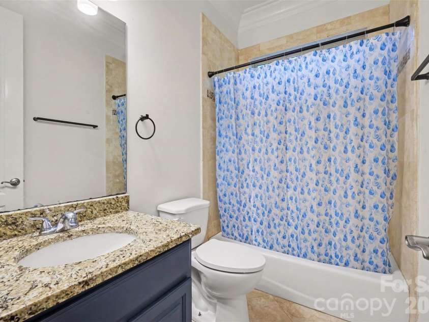 13631 William Stowe Drive, Charlotte, NC 28262.  MLS# CAR4411890, YatesRealty ID 41701. Main- Bathroom