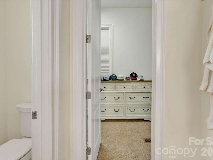 13631 William Stowe Drive, Charlotte, NC 28262.  MLS# CAR4411890, YatesRealty ID 41701. Master Closet