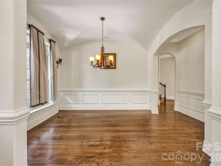 13631 William Stowe Drive, Charlotte, NC 28262.  MLS# CAR4411890, YatesRealty ID 41701. Sitting/Dining Area