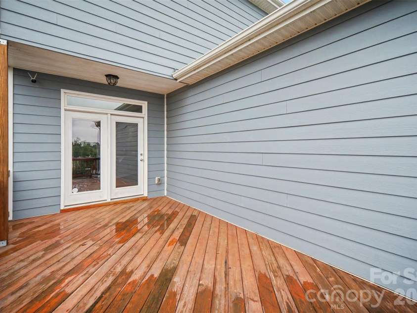 113 Stowe Road, Belmont, NC 28012.  MLS# CAR4410700, YatesRealty ID 41702. 