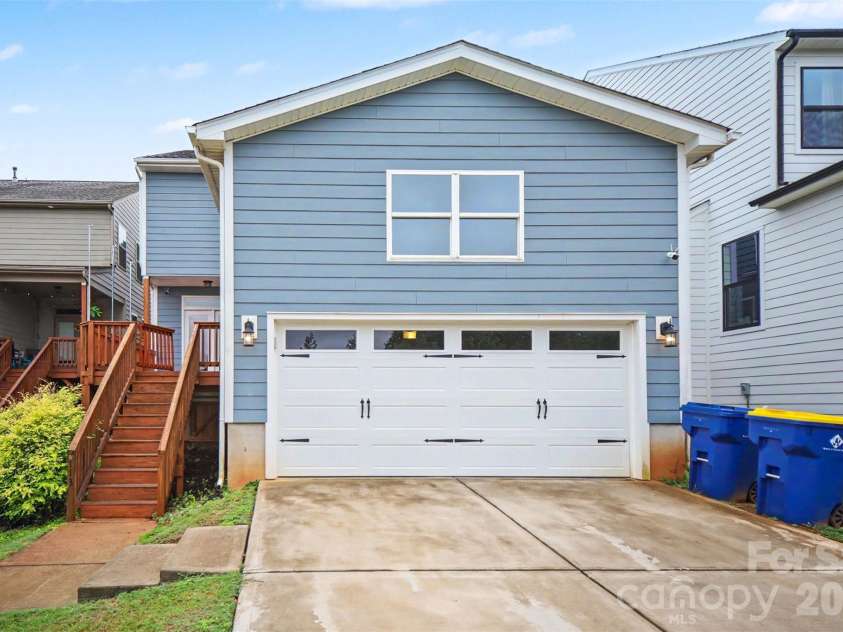 113 Stowe Road, Belmont, NC 28012.  MLS# CAR4410700, YatesRealty ID 41702. 