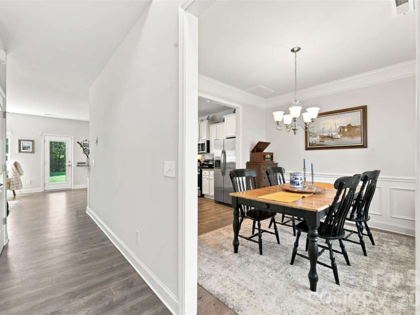 189 Hunters Hill Drive, Statesville, NC 28677.  MLS# CAR4409800, YatesRealty ID 41703. 