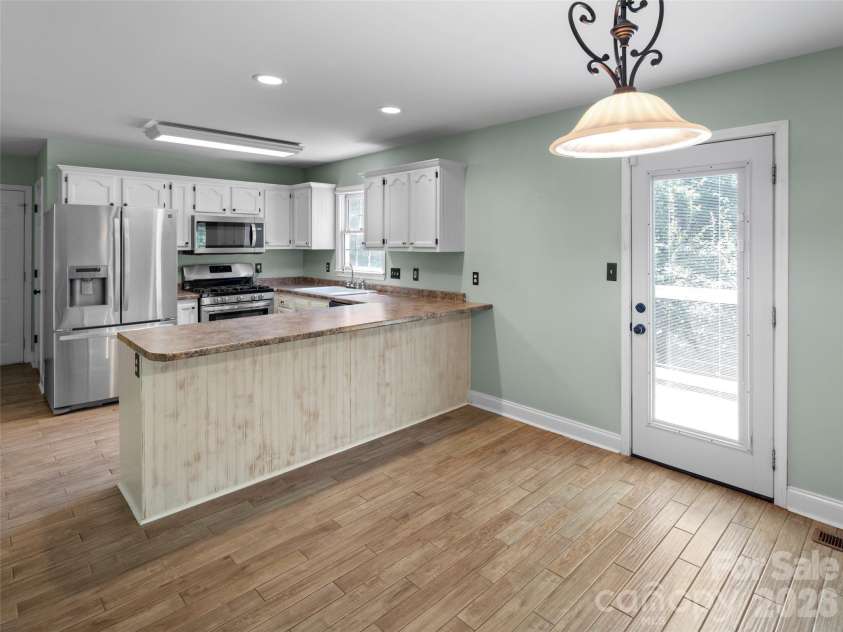 17 Mill Stone Drive, Asheville, NC 28803.  MLS# CAR4411060, YatesRealty ID 41704. 