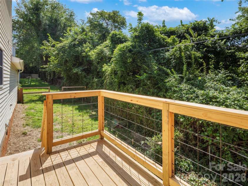17 Mill Stone Drive, Asheville, NC 28803.  MLS# CAR4411060, YatesRealty ID 41704. 