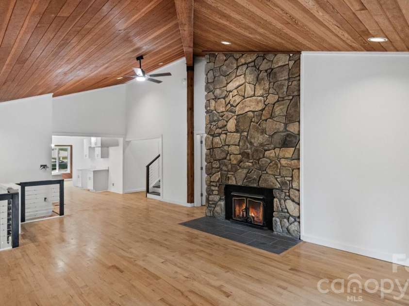 102 FALLS Street, Morganton, NC 28655.  MLS# CAR4410971, YatesRealty ID 41705. 
