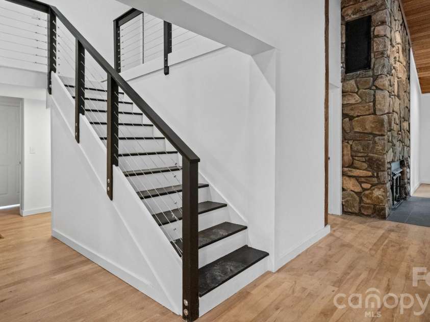 102 FALLS Street, Morganton, NC 28655.  MLS# CAR4410971, YatesRealty ID 41705. 