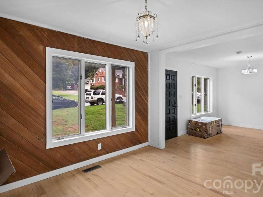 102 FALLS Street, Morganton, NC 28655.  MLS# CAR4410971, YatesRealty ID 41705. 