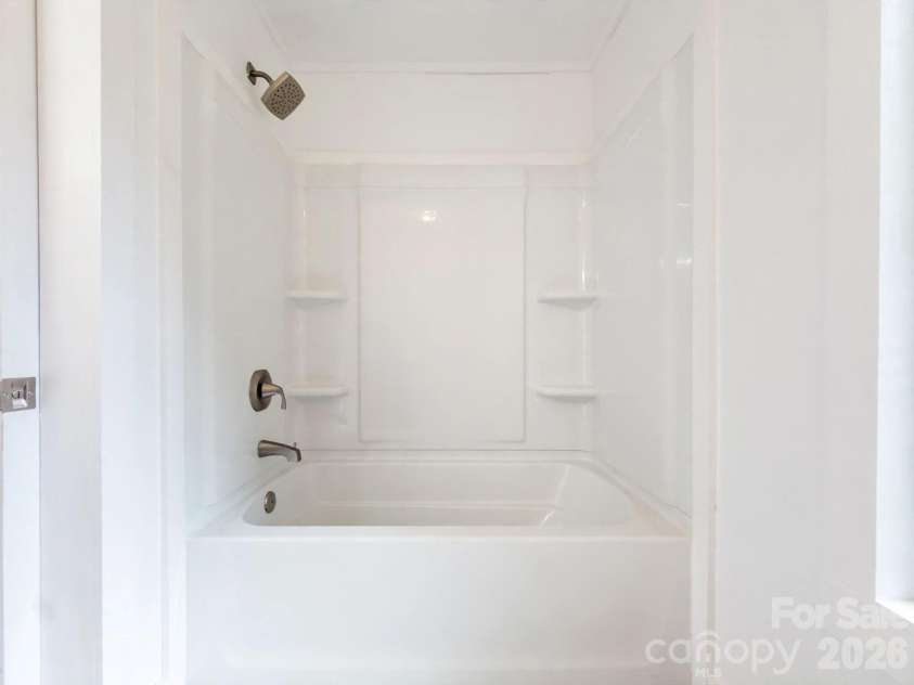 102 FALLS Street, Morganton, NC 28655.  MLS# CAR4410971, YatesRealty ID 41705. 