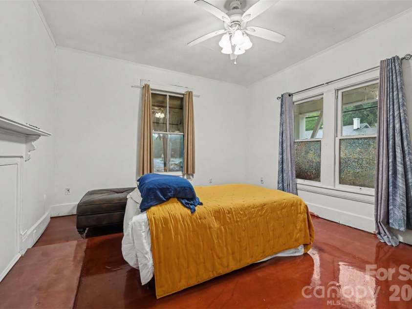 510 Everette Street, Monroe, NC 28112.  MLS# CAR4408870, YatesRealty ID 41706. 