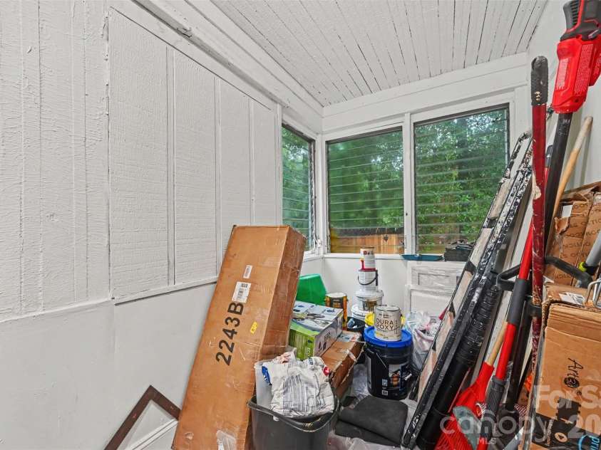 510 Everette Street, Monroe, NC 28112.  MLS# CAR4408870, YatesRealty ID 41706. 