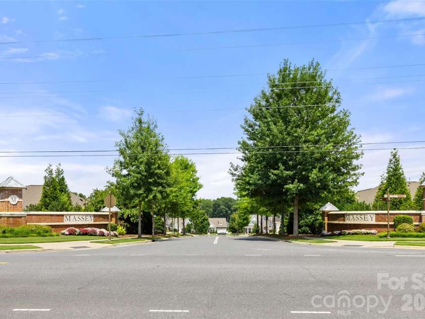 1916 Felts Parkway, Fort Mill, SC 29715.  MLS# CAR4408551, YatesRealty ID 41707. 