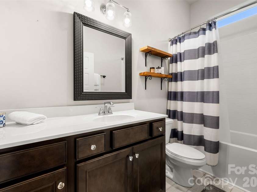 1916 Felts Parkway, Fort Mill, SC 29715.  MLS# CAR4408551, YatesRealty ID 41707. Secondary Bath